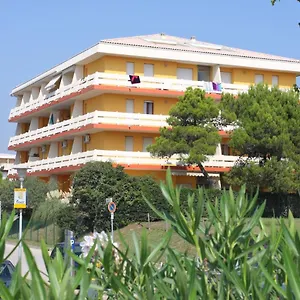 https://condominio-carina-sud.hotelinveneto.com