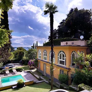 Ferienhaus Ella In Luxury, Gardone Riviera